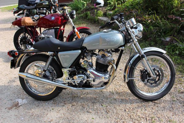 ヴィンテージ　ENOMOTO Norton PRIMARY ロードバイク The Original Norton Commando Production Racer - The Yellow Peril