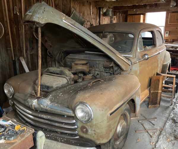 I found a classic Ford hidden inside a barn - now I'm set to sell